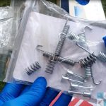 wymiana szczek hamulca recznego bmw e46 naprawa hamulca recznego zestaw naprawczy 0001